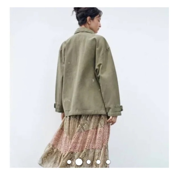 Zara Multi Pocket Jacket Small 
Khaki Military
95.0
Size: S | Zara
Worn once - Picture 12 of 12